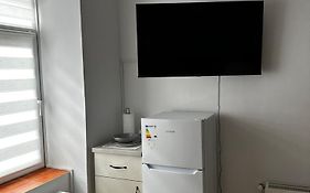 Popi Studio 1